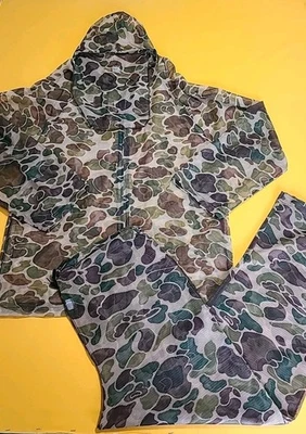 Men's Vintage  Mesh Camouflage Elastic Waist Pull On Pants And Jacket Size M - Image 1 of 4