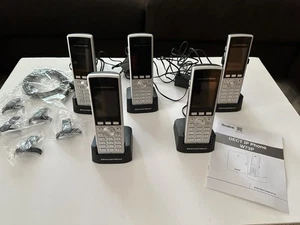 Grandstream WP822 Bezprzewodowy telefon IP WiFi Dual Band Bluetooth Zestaw 5 szt. - Zdjęcie 1 z 9