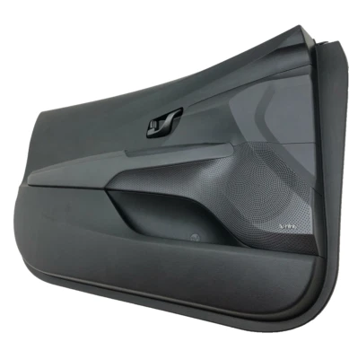 2019 - 2021 HYUNDAI VELOSTER JS R-SPEC LEFT FRONT INTERIOR DOOR PANEL W/ SWITCH - Image 1 of 4