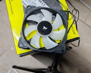 Corsair ML120 PRO RGB M/N: RWF0041 - Bild 1 von 3