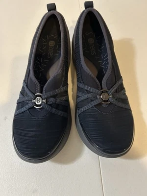 BZees Dark Denim Navy Blue Women's 9 Niche Slip On Flat Comfort Stretch - Image 1 of 4