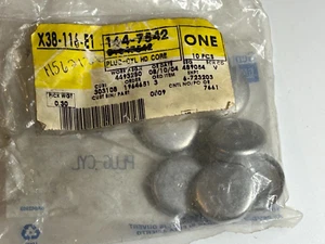 Genuine GM 1447542 11562126 Engine / Cylinder Head Expansion Plugs - Lot of 3 - Imagen 1 de 2