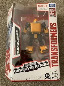 Transformers Bumblebee War For Cybertron Trilogy Netflix - Picture 1 of 2