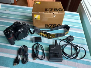 nikon D750 body, one owner, original box, charger etc. Shutter count 59, 195. - Picture 1 of 6