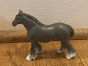 Clydesdale Horse PVC Figure Gray 1988 Toy Collectible - 4" Long - Picture 1 of 3