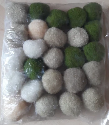 25 Bommel Pompons 3cm Plüsch Pompon pom pon mini Stoff Kugeln GRÜN , Set B - Bild 1 von 4