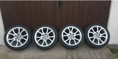 18 Zoll Winterkompletträder 245/40R18   - Bild 1 von 4
