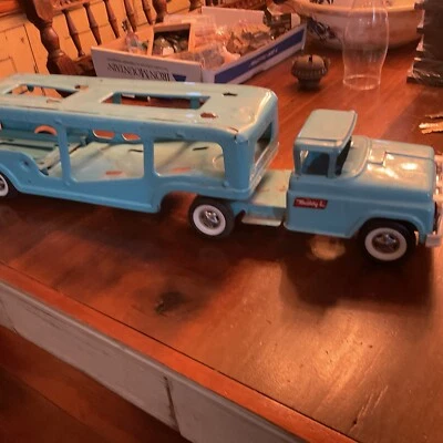 VINTAGE Blue BUDDY L PRESSED STEEL CAR HAULER - Image 1 of 4