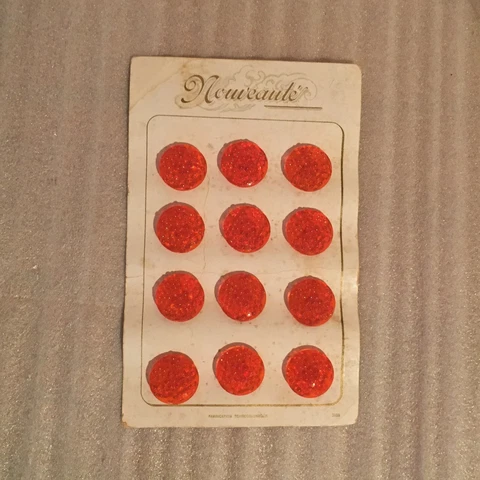 AD902 Antique 22mm round orange textured glass Nouveaute buttons, card of 12 Cover