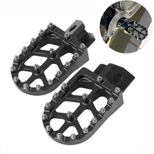 2x Wide Foot Pegs Footrest Pedals For Yamaha XT250 YZ125 YZ80 WR250 TTR90 TTR125 - Picture 1 of 12