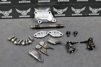 1997 93-97 HONDA CR125R OEM HPP ВЫХЛОПНЫЕ КЛАПАНЫ POWERVALVE КРЫШКА ВАЛА ИЗЯЩНЫЙ - Изображение 1 из 4