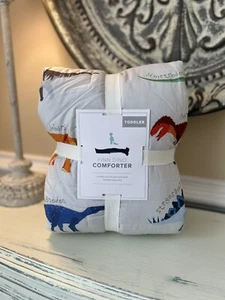 Pottery Barn Kids Finn Dino Toddler Quilt NWT OB - Picture 1 of 5