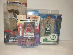 Sports Memorabilia Figurines:   NBA various teams - Picture 1 of 10