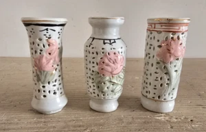 Vintage 3 chinesische Miniatur Porzellan Vasen mit Blumendekor - Bild 1 von 3