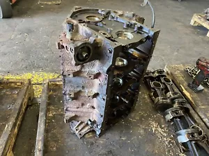 05 5.7 Hemi Bare Block ML4E3 - Picture 1 of 7