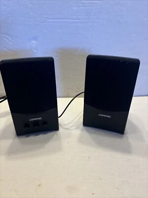 Compaq FLC Presario Speaker System a-x.  Input Power DC 5v - Image 1 of 4