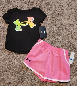 Neu mit Etikett Under Armour Mädchen Sportshirt Shorts Set Größe 24 Monate - Bild 1 von 1