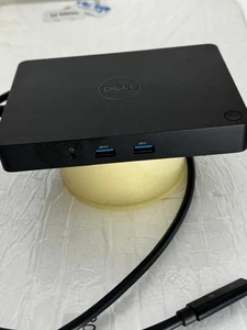 Station d’accueil Dell WD15 – USB-C – HDMI / DisplayPort / VGA / RJ45 / 3x USB – - Picture 1 of 3