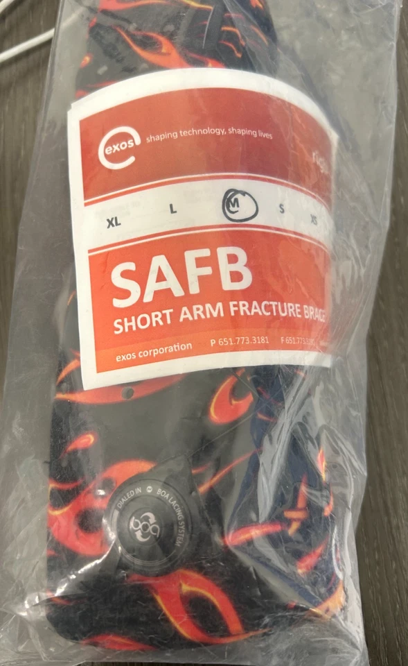 DJO Exos Short Arm Fracture, Fire Design, Medium, Right - Image 1 of 1