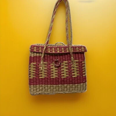 Handmade Woven Multicolor Seagrass Straw Basket Made In Peru 9"x11" Collector’s - Image 1 of 4
