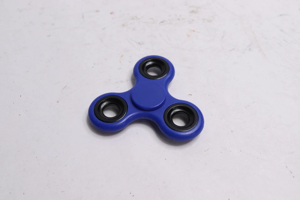 Toy Essential Fidget Spinner Blue — 第 1/1 张图片