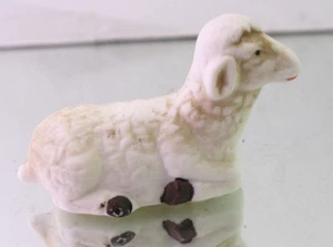 Porcelain Christmas Lamb Nativity Scene Replacement Figurine - Picture 1 of 4