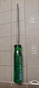 Xcelite R3323 3/32" x 3" Round Shank Flat Slotted Screwdriver w/Pocket Clip - Picture 1 of 12