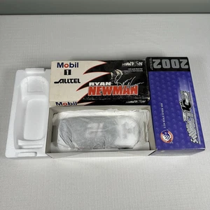 Action #12 Ryan Newman Alltel/Mobil 1 Speedpass 2002 Ford Taurus  1:24 Nascar - Picture 1 of 7