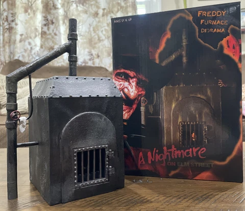 NECA Nightmare on Elm Street Diorama Element - Freddy's Furnace With Box Cover