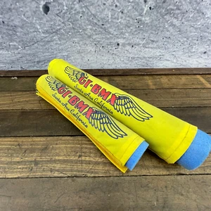 GT BMX Frame Pad Old School BMX Pad Set Handlebar Yellow Wing Blue Foam Pair - Picture 1 of 8