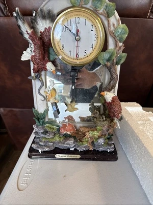 Elegante Reloj Péndulo Escultura Arte Nido de Águila Colecciones Foto 1 de 4