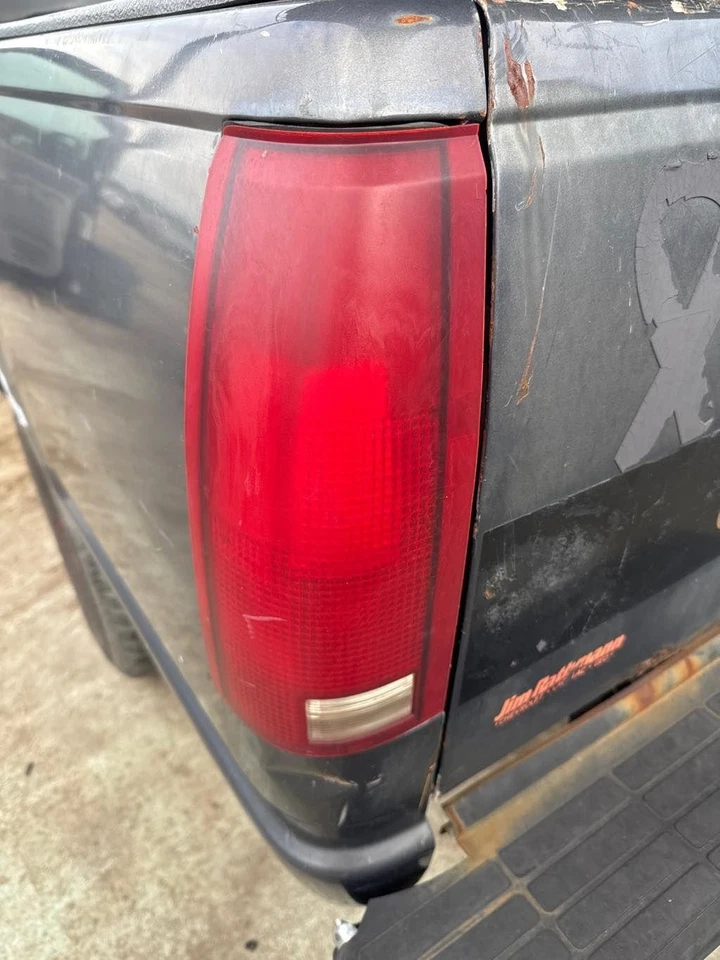 Luz trasera lámpara lente chevy pickup 1500 lado del conductor 88 89 90 91 Foto 1 de 1