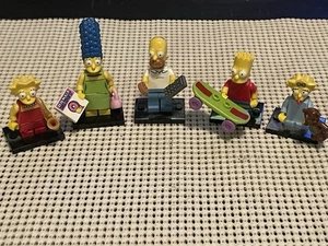The Simpsons Collectible Mini Figures Series 1 • Homer, Bart, Marge, Lisa & Mags - Picture 1 of 6