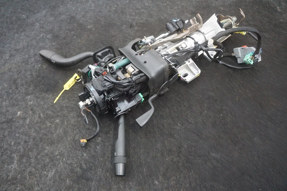 Telescopic Steering Column Clockspring OEM 84511956 Chevrolet Silverado 3500 15 - Image 1 of 4