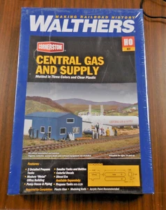 WALTHERS KIT: CENTRAL GAS AND SUPPLY - NEW - HO SCALE - Picture 1 of 2