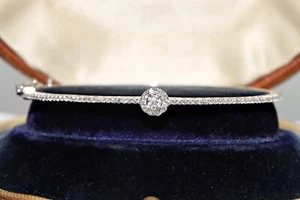 18k White Gold Natural Diamond Decorated Bangle Bracelet - Picture 1 of 22
