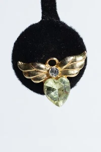 Vintage Mini Avon Angel Wings Halo Heart Shaped Peridot w/Rhinestone August - Picture 1 of 4