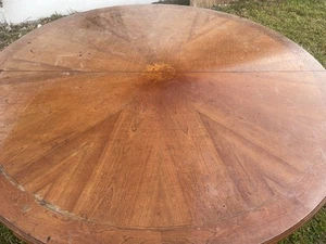 solid wood round dining table - Picture 1 of 2