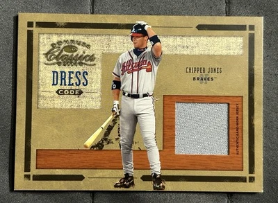 Tarjeta Jersey Chipper Jones 2004 Donruss Classics Dress Code DC-14 #’d 009/100 Gema Foto 1 de 3
