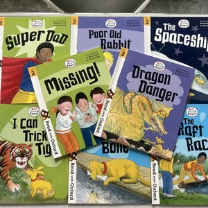 Set Of 8 Read with Oxford Stage 2 Reading Books - Picture 1 of 5
