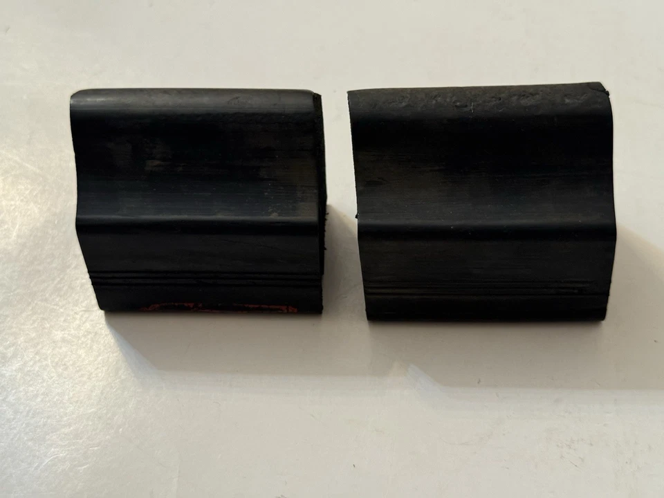 1968 Pontiac, Lemans, Tempest, GTO Rear Bumper, Rubber Impact Bumpers 2pc Foto 1 de 4