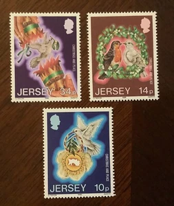 Jersey stamps QEII Seasonal Christmas 1986 x3 stamps Mint very good condition - Picture 1 of 1