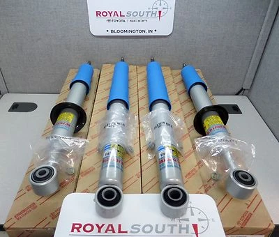 Juego de puntales amortiguadores delanteros y traseros Bilstein originales originales Toyota FJ Cruiser 2011-2014 Bilstein Foto 1 de 4