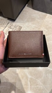 Tommy Hilfiger Brown Leather Wallet - Brand New - For Cards, Cash and Coins