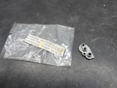 Cámara de mezcla superior Yamaha IT 465 JT1 JT1L NOS 288-14158-00 2330 Foto 1 de 4