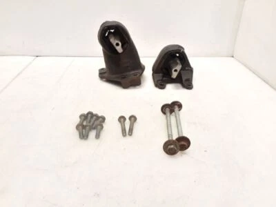 Jeep JK Wrangler OEM 3.6L V6 Engine Motor Mounts 2012 2013 2014 2015-2017 100425 - Image 1 of 4