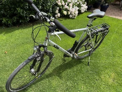 KTM Teramo 28 Herren Alu RH 60 Trekking silber 27 Gänge Shimano - Bild 1 von 4