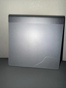 FAULTY Apple Magic Trackpad 1 A1339 - Cracked Glass - FOR PARTS/REPAIR - Picture 1 of 4