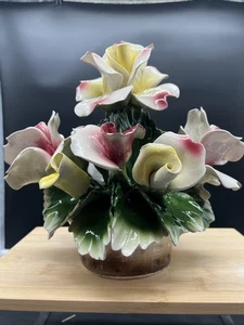 Vintage Capodimonte Porzellan Herzstück Rosen in einem Korb - Italien 9,5" Höhe - Bild 1 von 13