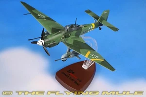Panzerkampf 1:72 Ju 87G Stuka Luftwaffe 10.(Pz)/SG 2 Immelmann Hans Rudel - Picture 1 of 8
